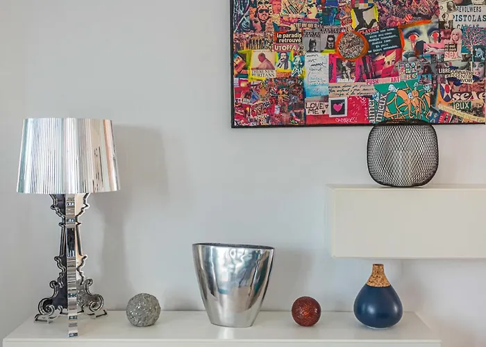 Altaya With Balcony And Sea View In * Biarritz