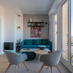 Altaya With Balcony And Sea View In * Biarriz